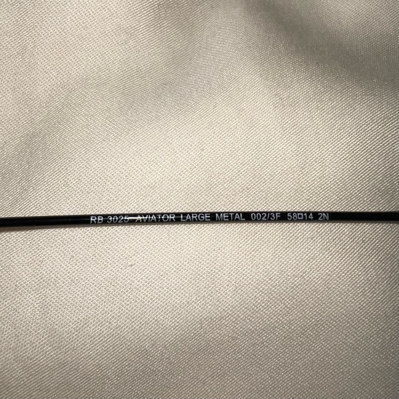 Ray-Ban Aviator Sunglasses - Picture 7 of 8